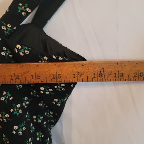 Hutch- Dress NWT- Black with floral print - Size Large - Picture 8 of 9